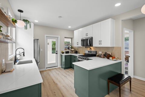 Tiny photo for 5144 N Kolmar Avenue, Chicago, IL 60630 (MLS # 12712537)