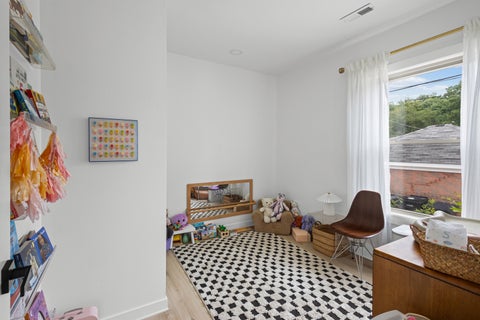 Tiny photo for 5144 N Kolmar Avenue, Chicago, IL 60630 (MLS # 12712537)