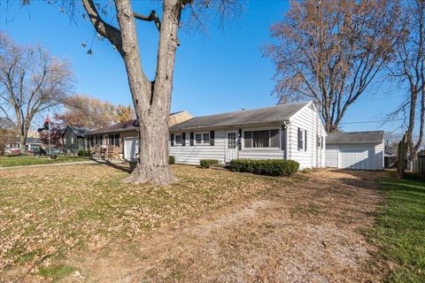 Tiny photo for 152 Debruler Drive, Lincoln, IL 62656 (MLS # 12519633)