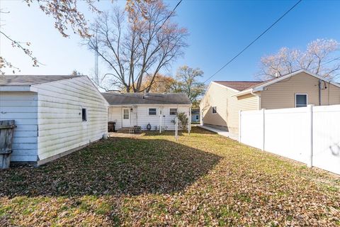 Tiny photo for 152 Debruler Drive, Lincoln, IL 62656 (MLS # 12519633)
