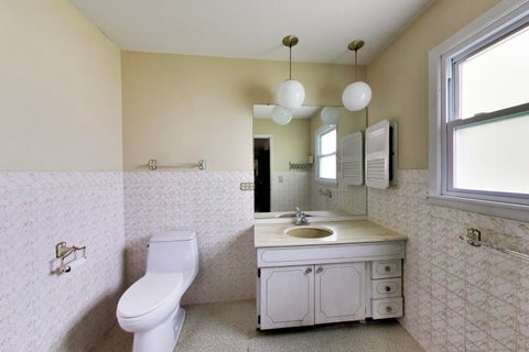 Tiny photo for 1910 E Robinhood Lane, Arlington Heights, IL 60004 (MLS # 12736455)