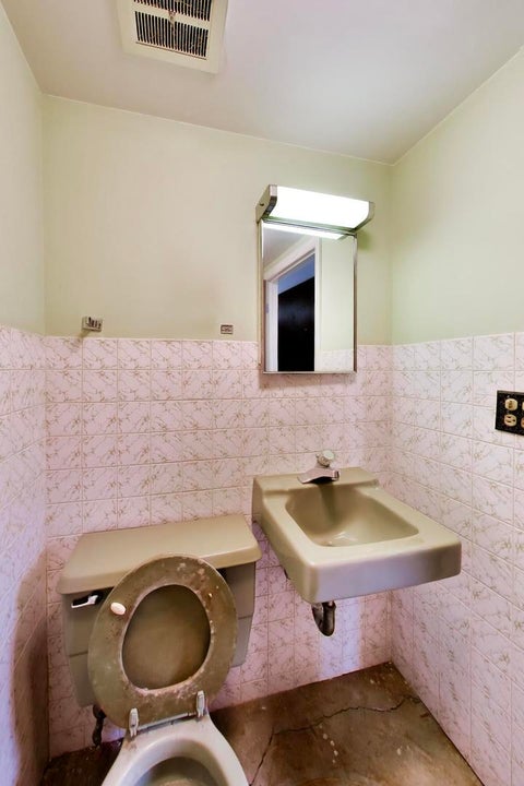 Tiny photo for 1910 E Robinhood Lane, Arlington Heights, IL 60004 (MLS # 12736455)