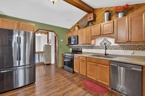 Tiny photo for 3215 Vista Terrace, McHenry, IL 60050 (MLS # 12700649)