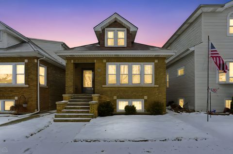 Tiny photo for 3825 N Newcastle Avenue, Chicago, IL 60634 (MLS # 12569998)