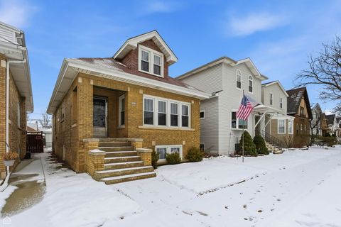 Tiny photo for 3825 N Newcastle Avenue, Chicago, IL 60634 (MLS # 12569998)