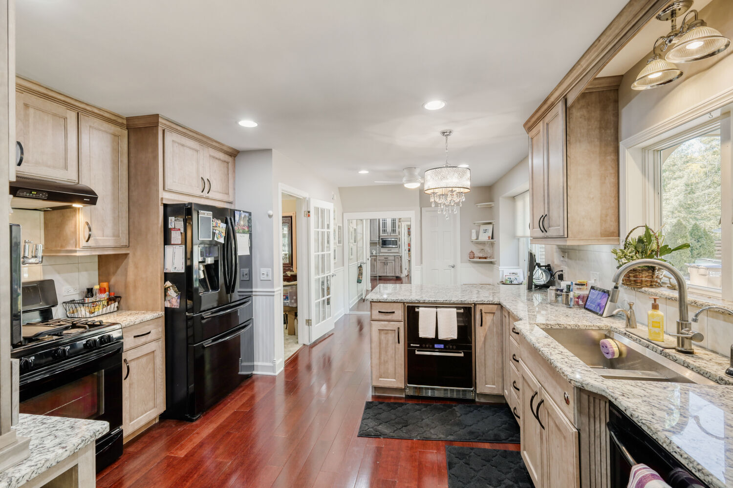 8035 Wolf Road