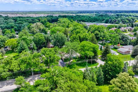 Tiny photo for 8035 Wolf Road, La Grange, IL 60525 (MLS # 12645424)