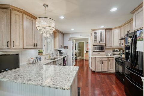 Tiny photo for La Grange, IL 60525 (MLS # 12645424)