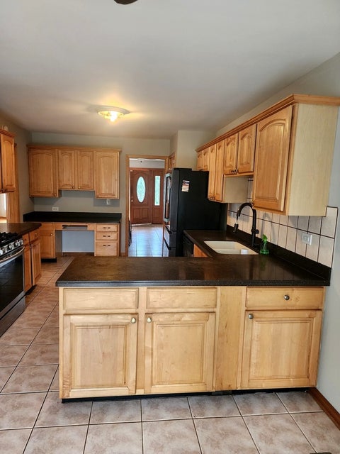Tiny photo for 12 Mill Pond Drive, Glendale Heights, IL 60139 (MLS # 12758338)