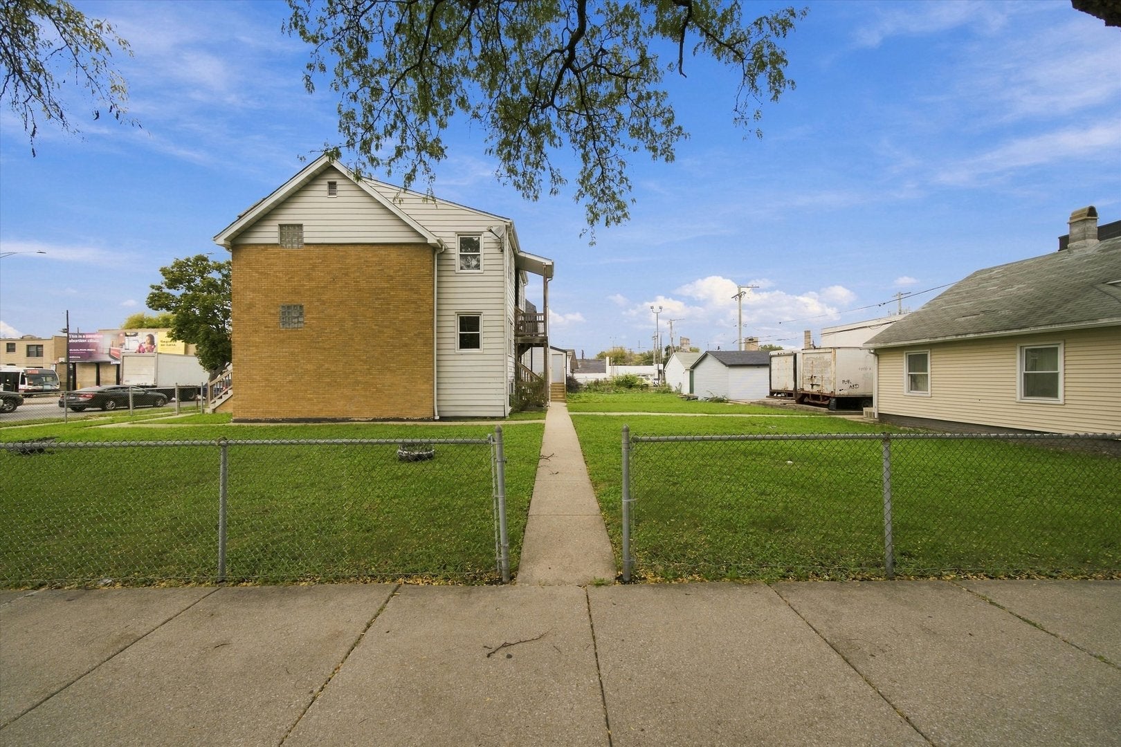 4337 N Cicero Avenue