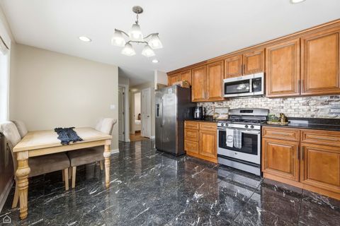 Tiny photo for 7811 W 102nd Street, Palos Hills, IL 60465 (MLS # 12527494)