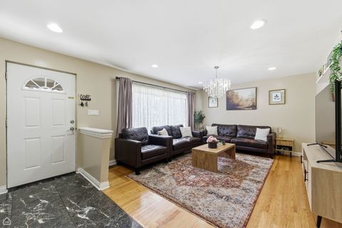 Tiny photo for 7811 W 102nd Street, Palos Hills, IL 60465 (MLS # 12527494)