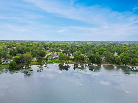 Tiny photo for 188 Oakwood Drive, Antioch, IL 60002 (MLS # 12463613)