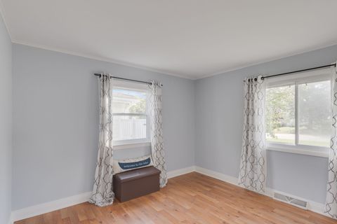 Tiny photo for 188 Oakwood Drive, Antioch, IL 60002 (MLS # 12463613)