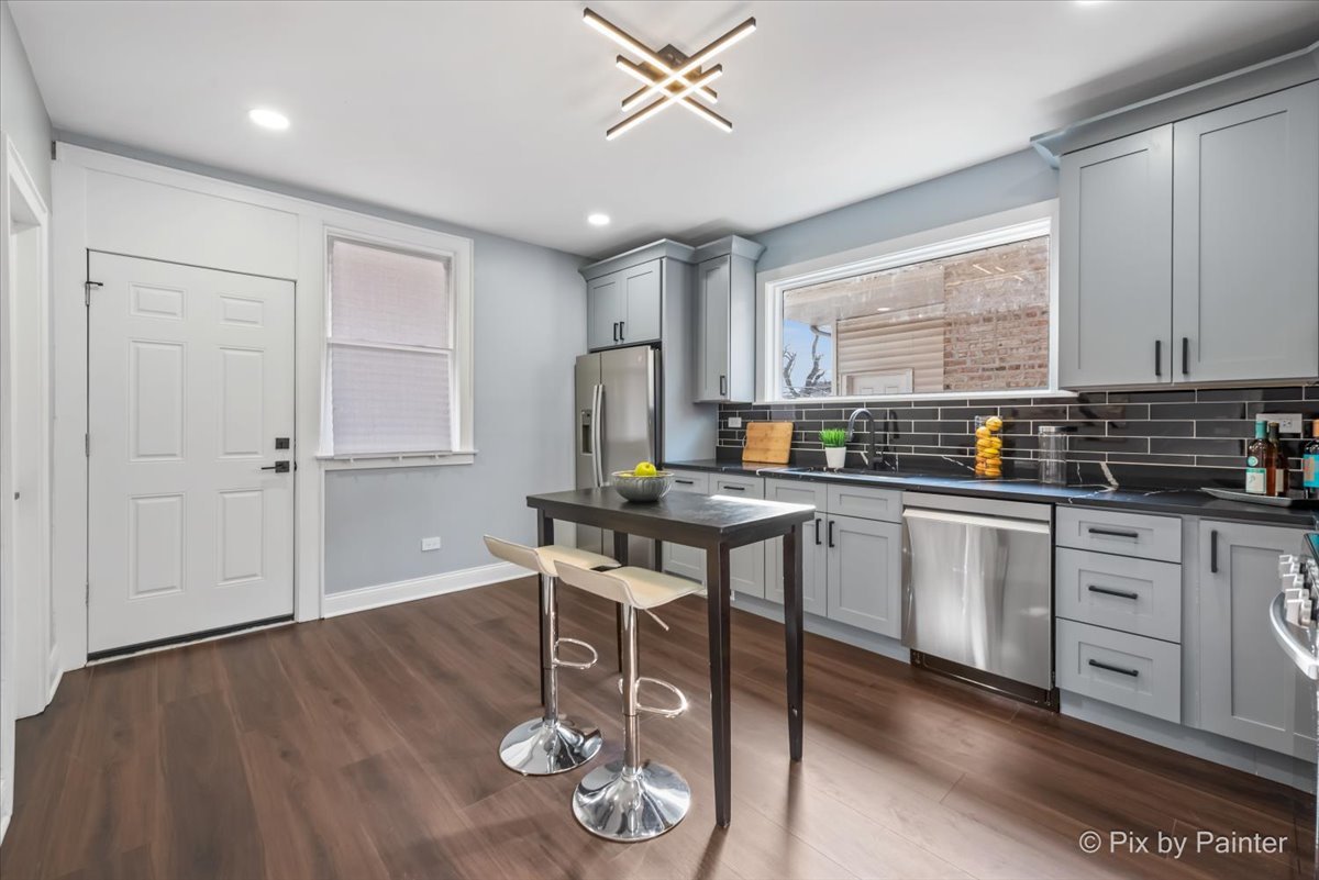 5707 S Campbell Avenue