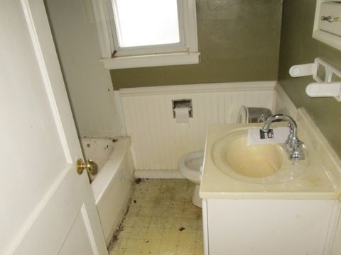 Tiny photo for 421 4th Street E, Milan, IL 61264 (MLS # 12549981)