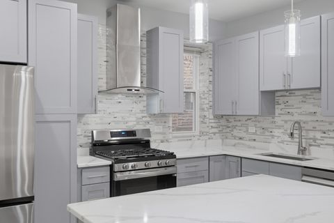 Tiny photo for 4524 N Central Park Avenue #2, Chicago, IL 60625 (MLS # 12524987)