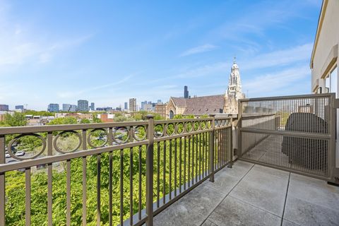 Tiny photo for 1155 W Roosevelt Road #506, Chicago, IL 60608 (MLS # 12640392)