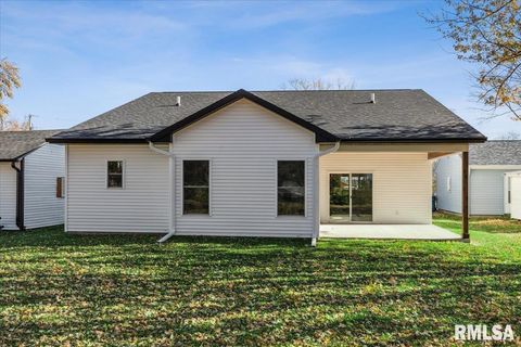 Tiny photo for 1323 5TH Avenue, De Witt, IA 52742 (MLS # QC4268926)
