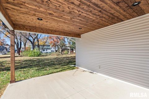 Tiny photo for 1323 5TH Avenue, De Witt, IA 52742 (MLS # QC4268926)