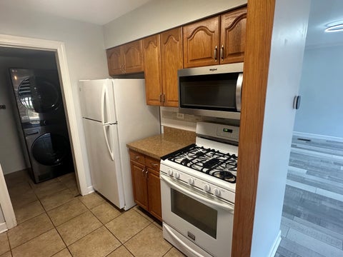 Tiny photo for 5700 Dutch Mill Court #B, Hanover Park, IL 60133 (MLS # 12711397)
