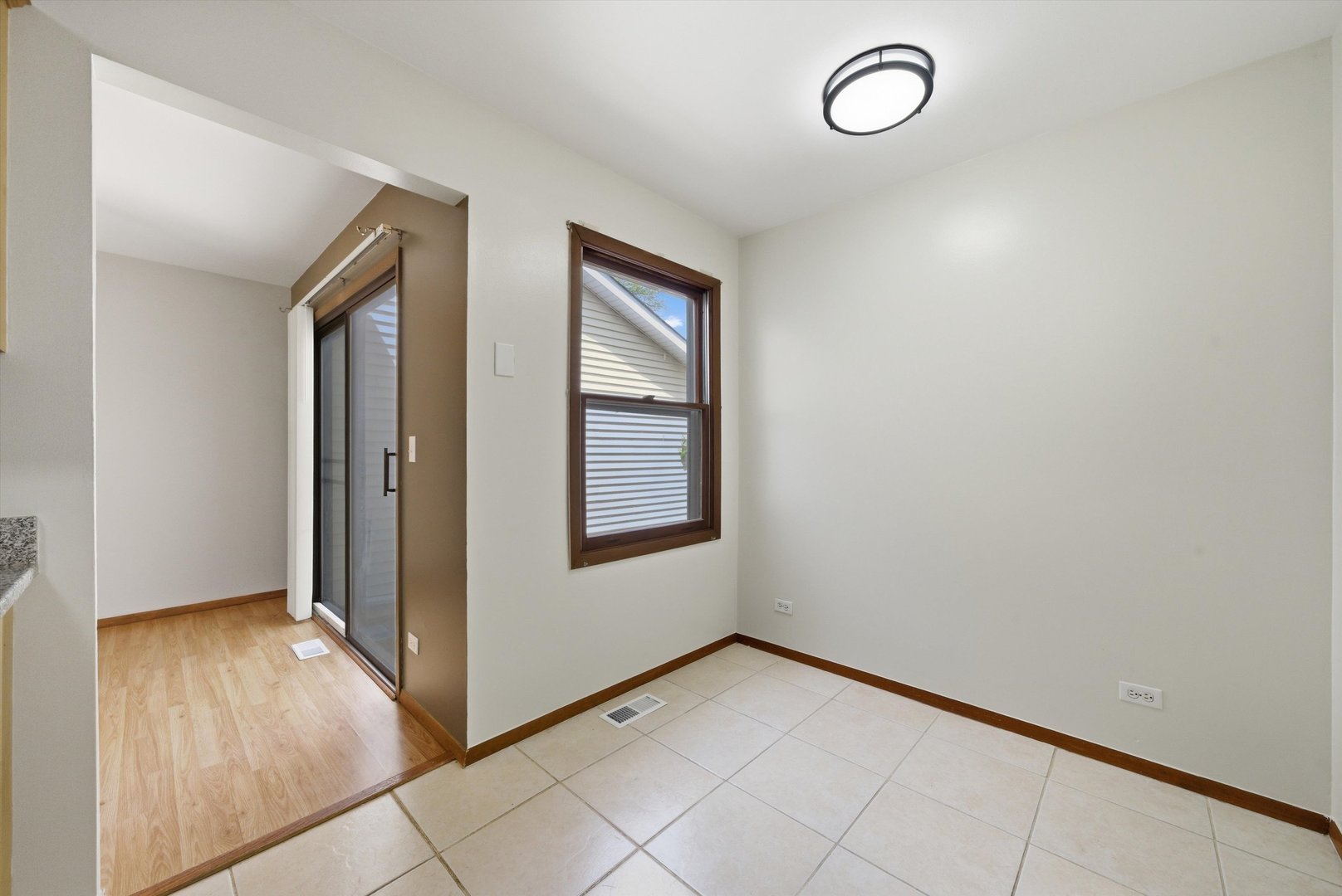 Properties 4 849 Colony Lake Drive