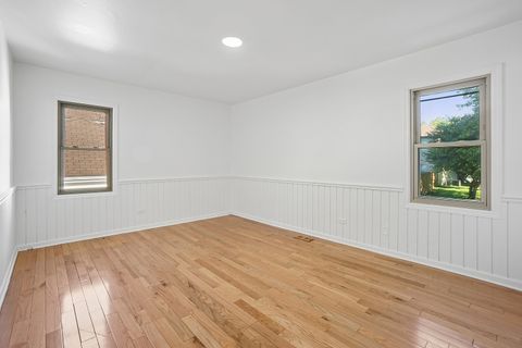 Tiny photo for 532 Iroquois Trail, Carol Stream, IL 60188 (MLS # 12679136)
