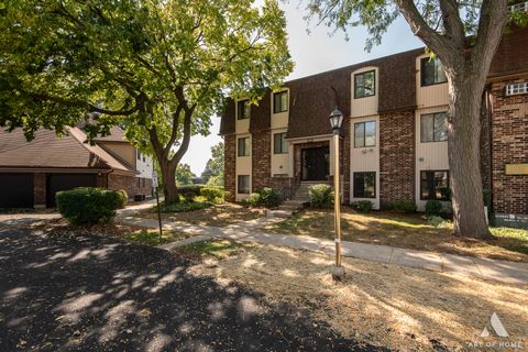 Tiny photo for 835 Waterview Circle #2, Vernon Hills, IL 60061 (MLS # 12491261)