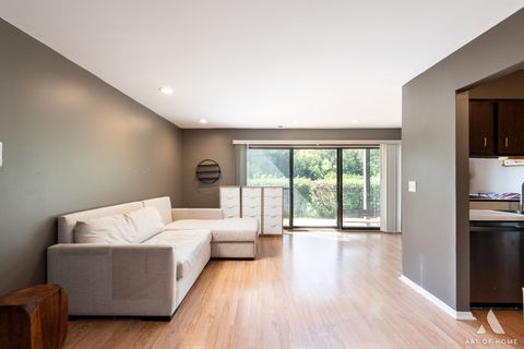 Tiny photo for 835 Waterview Circle #2, Vernon Hills, IL 60061 (MLS # 12491261)