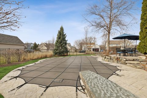 Tiny photo for 1 Mckenzie Court, Lake In The Hills, IL 60156 (MLS # 12619636)