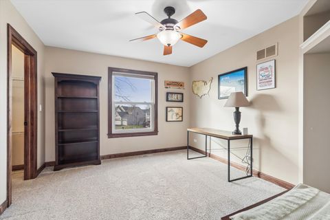 Tiny photo for 1 Mckenzie Court, Lake In The Hills, IL 60156 (MLS # 12619636)