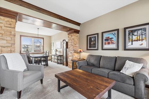 Tiny photo for 1 Mckenzie Court, Lake In The Hills, IL 60156 (MLS # 12619636)