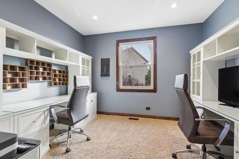 Tiny photo for 1 Mckenzie Court, Lake In The Hills, IL 60156 (MLS # 12619636)