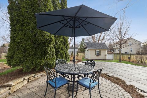 Tiny photo for 1 Mckenzie Court, Lake In The Hills, IL 60156 (MLS # 12619636)