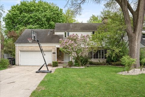 Photo of Evanston, IL 60203 (MLS # 12625435)