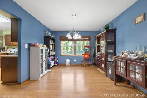 Tiny photo for 4705 Elm Street, Lisle, IL 60532 (MLS # 12487889)