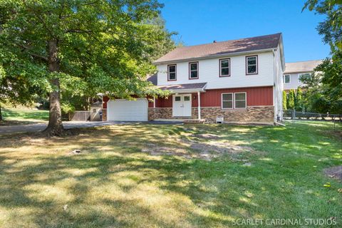Photo of 4705 Elm Street, Lisle, IL 60532 (MLS # 12487889)