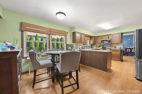 Tiny photo for 4705 Elm Street, Lisle, IL 60532 (MLS # 12487889)