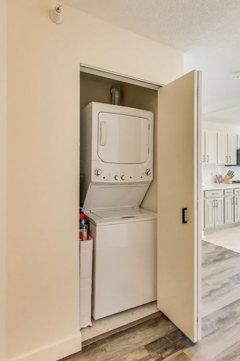 Tiny photo for 545 N Dearborn Street #2401, Chicago, IL 60654 (MLS # 12422443)