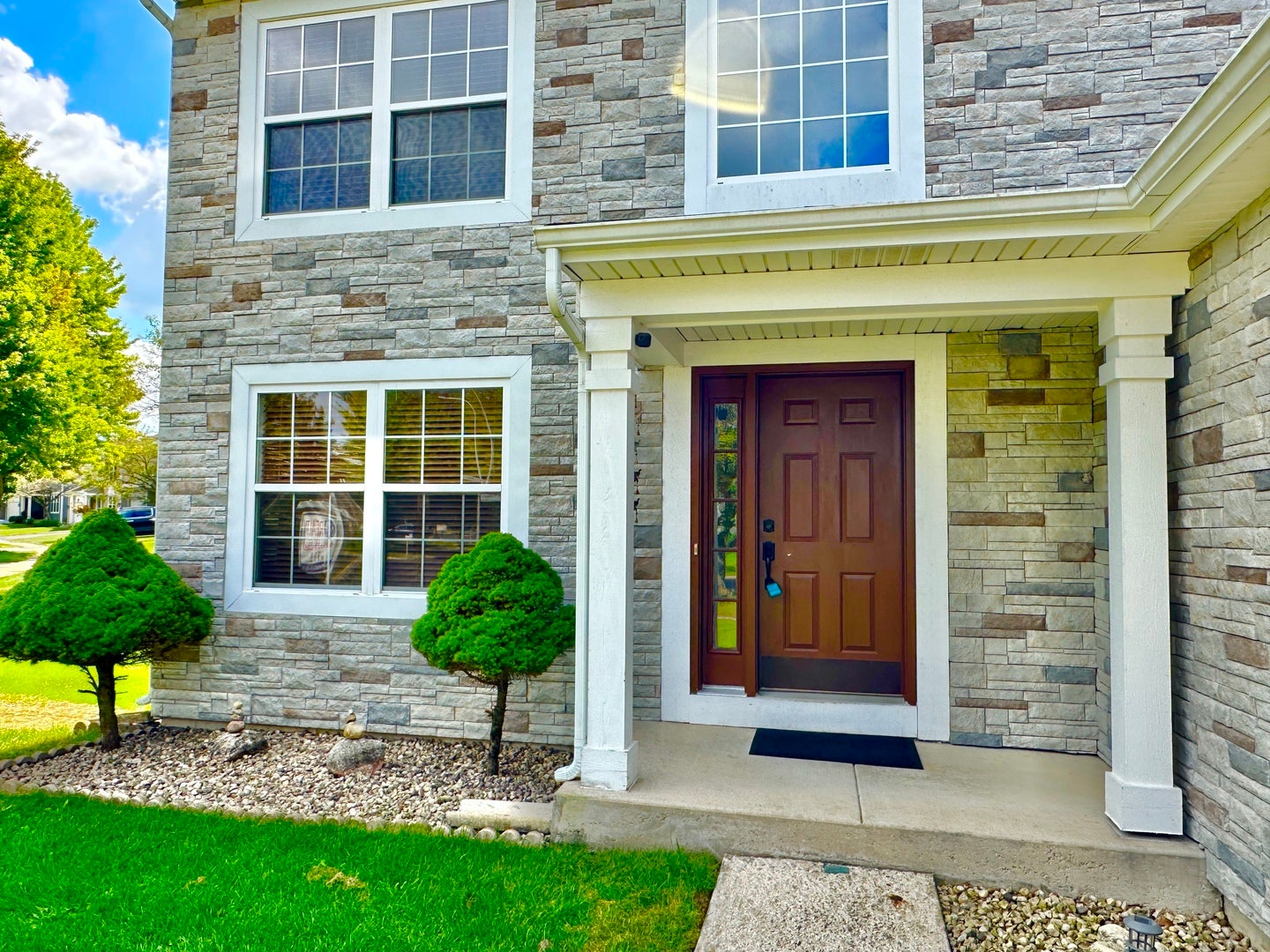 1 Stratford Court