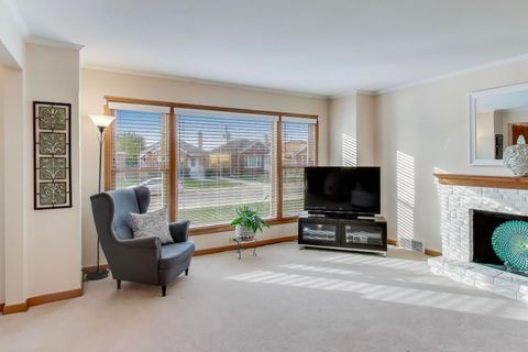Tiny photo for 5101 N Neva Avenue, Chicago, IL 60656 (MLS # 12510455)