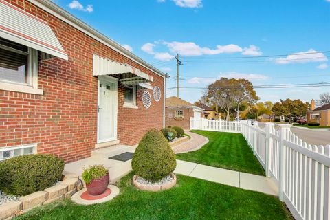 Tiny photo for 5101 N Neva Avenue, Chicago, IL 60656 (MLS # 12510455)