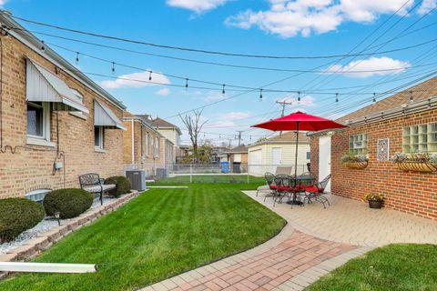 Tiny photo for 5101 N Neva Avenue, Chicago, IL 60656 (MLS # 12510455)