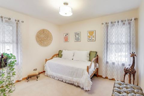 Tiny photo for 5101 N Neva Avenue, Chicago, IL 60656 (MLS # 12510455)