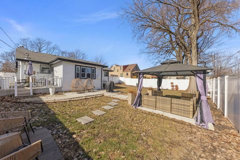 Tiny photo for 9525 Parkside Avenue, Oak Lawn, IL 60453 (MLS # 12608584)