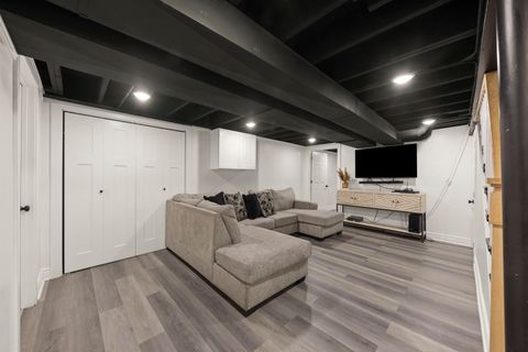 Tiny photo for 9525 Parkside Avenue, Oak Lawn, IL 60453 (MLS # 12608584)