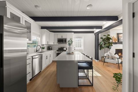 Tiny photo for 9525 Parkside Avenue, Oak Lawn, IL 60453 (MLS # 12608584)