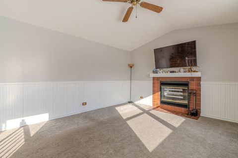 Tiny photo for 601 Bluff Street, Carol Stream, IL 60188 (MLS # 12530119)