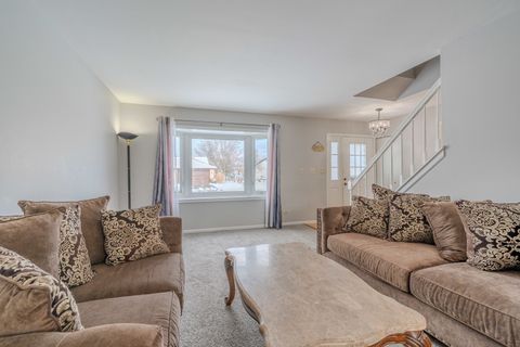 Tiny photo for 601 Bluff Street, Carol Stream, IL 60188 (MLS # 12530119)