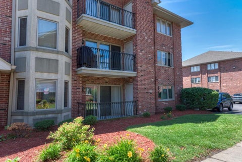 Tiny photo for 9420 S Melvina Avenue #2NW, Oak Lawn, IL 60453 (MLS # 12687019)